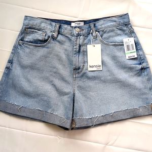 Kensie The High Rise Distressed Cuffed Fray Hem Light Wash Shorts Sz 8/29